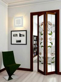 Двери гармошка с витражным декором Майкоп